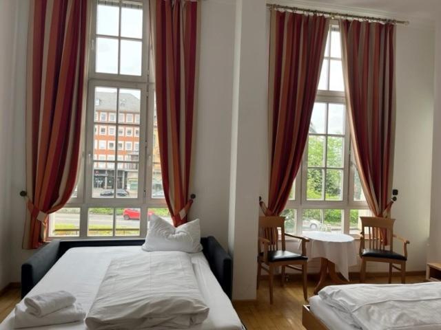 Hotel Roemischer Kaiser ترير المظهر الخارجي الصورة